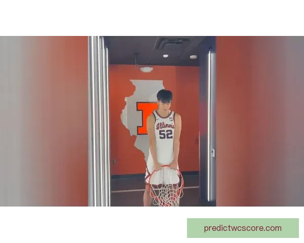 伊利诺伊主帅回应张博源邀请传闻强调只招募能立刻产生贡献的球员